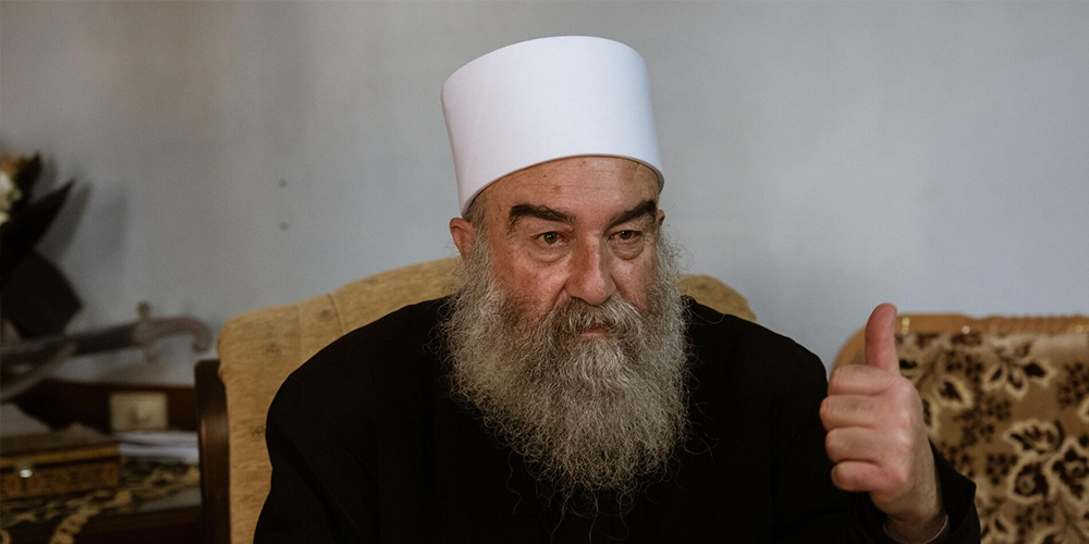 صورة للشيخ حكمت الهجري الزعيم الروحي لطائفة الدروز